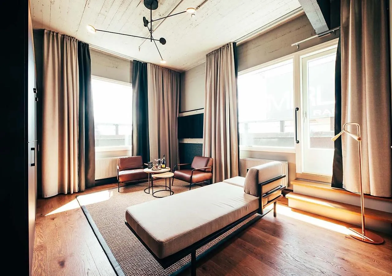 Clarion Hotel Mestari Helsinki 4*,